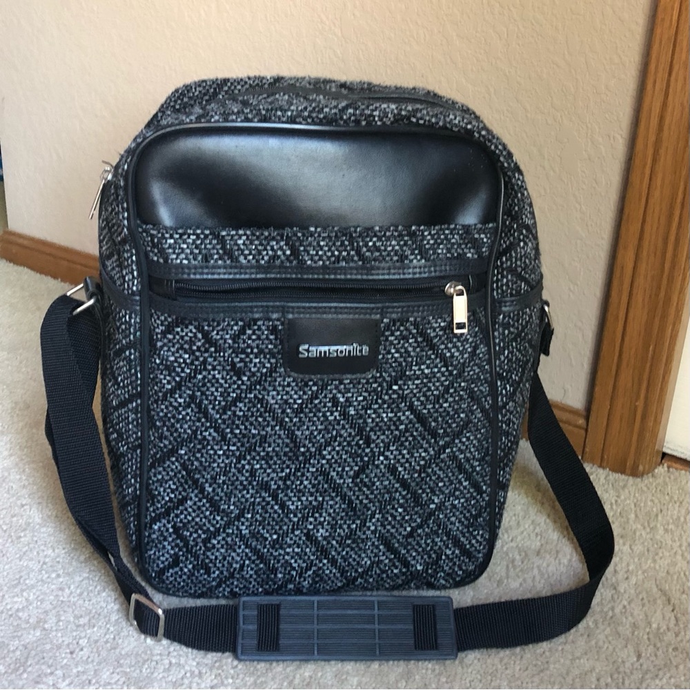 Samsonite Carry-on Shoulder Bag ~ Vintage